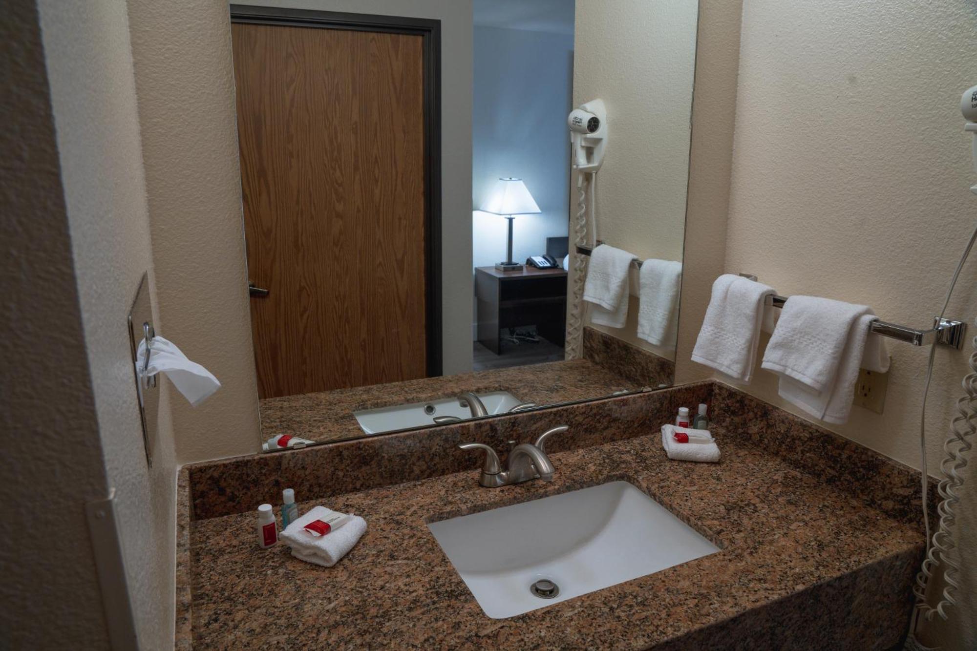 Super 8 By Wyndham Yuma Otel Dış mekan fotoğraf